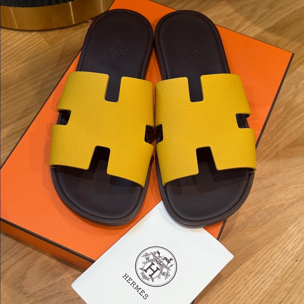 Hermès Paris Izmir Epson Calfskin Men’s Sandal